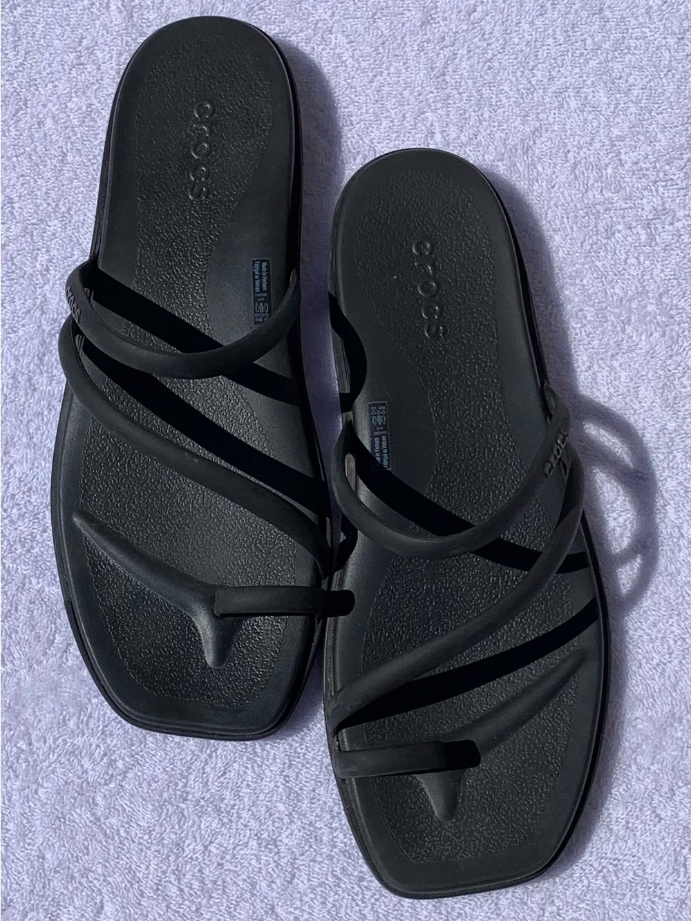 CROCS Women's Miami Strappy Toe Loop Slide Sandals in Black